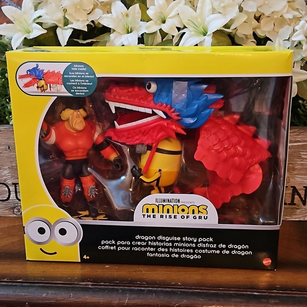 Illuminations  🎄 Minions Rise of Gru Dragon Disguise Playset